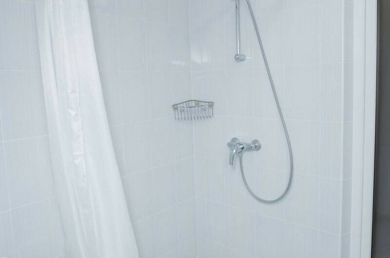 Студия с мини кухней