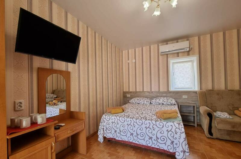 Номера 2х−3х местные