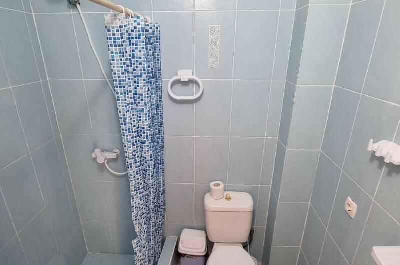 Номера 2х−3х местные