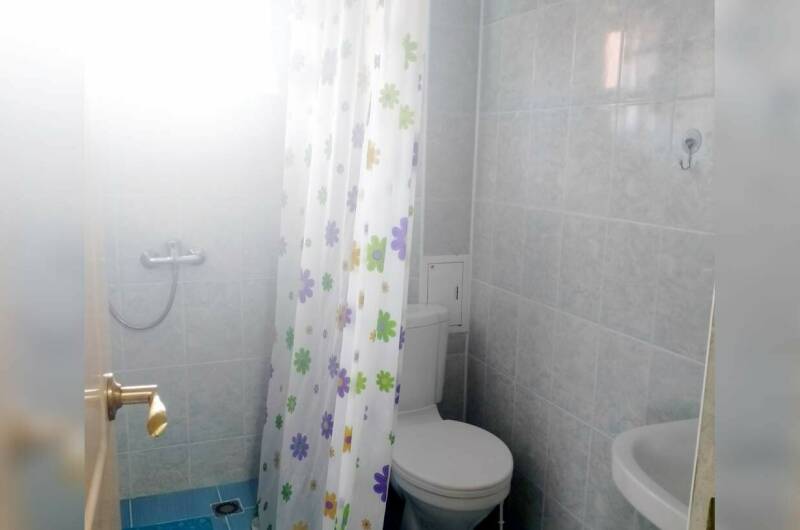 5- местный номер «Стандарт» с мини кухней (2 этаж)