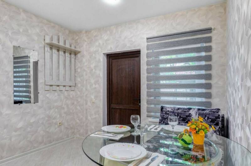 «Люкс» с кухней