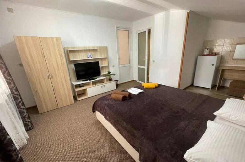 Люкс 2х с ванной комнатой