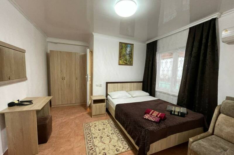 3 х мест. с видом на на море из окна