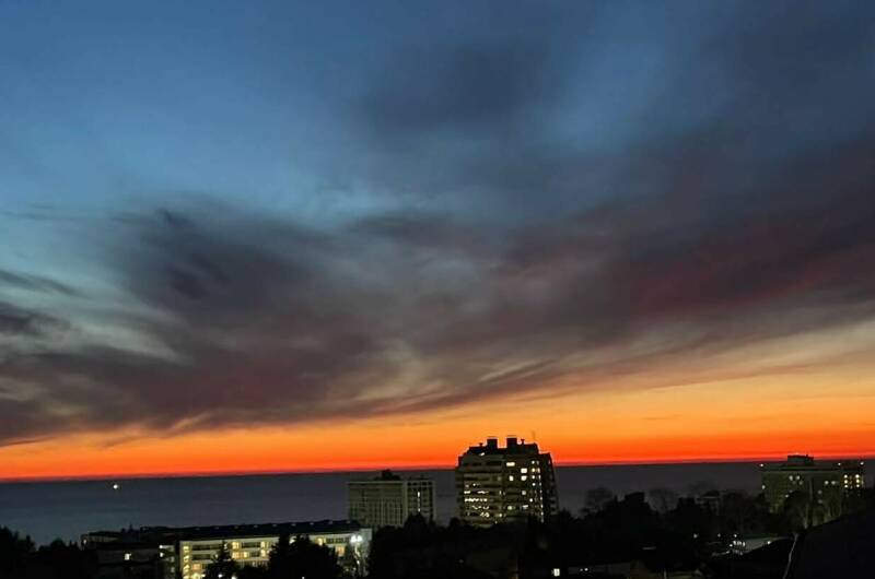 3 х мест. с видом на на море из окна