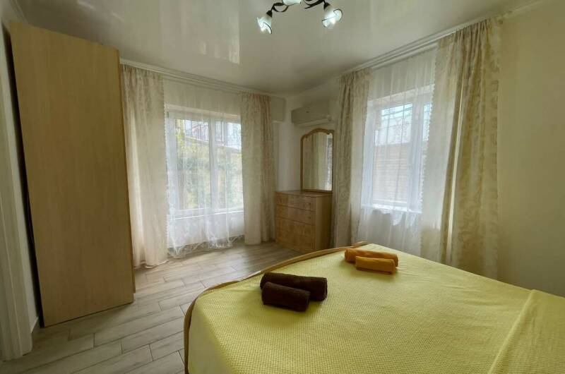 Апартаменты двухкомнатные с кухней