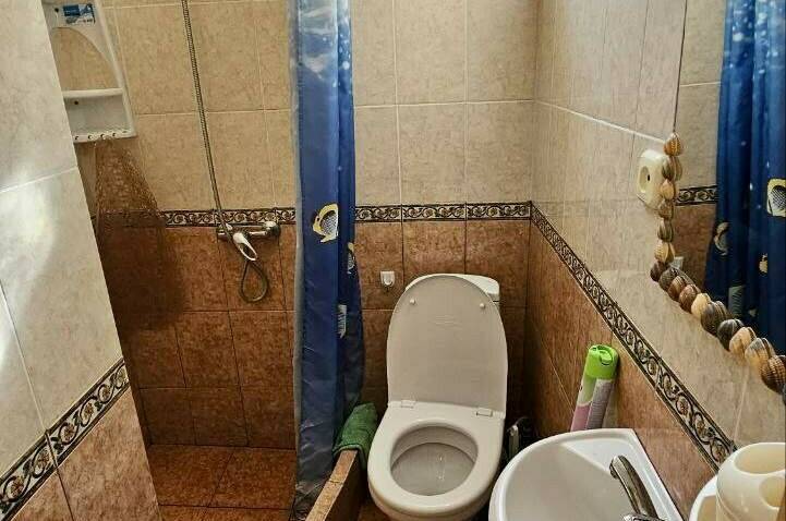 Двухкомнатный блок (душ+туалет на 2 комнаты)