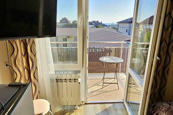 3х (4х).местный номер комфорт (свой балкон)