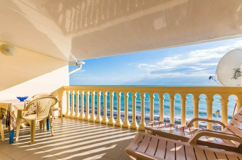 Люкс с балконом и видом на море