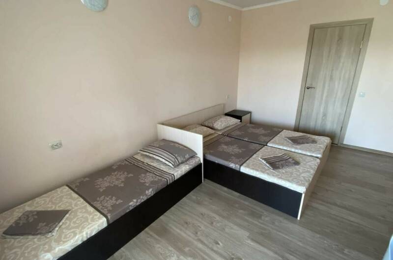 2 этаж № 1 трехместный номер