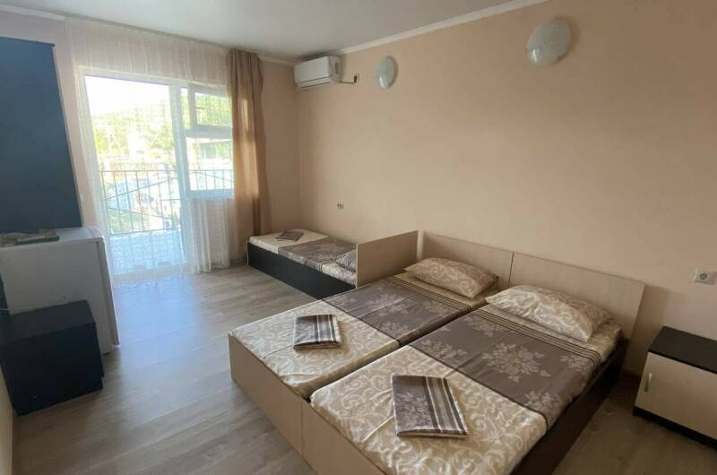 2 этаж № 1 трехместный номер