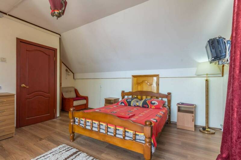 2-х местный полу люкс на 3 этаже (бордовая ком.)