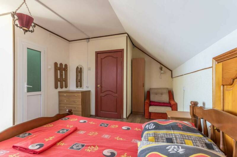 2-х местный полу люкс на 3 этаже (бордовая ком.)