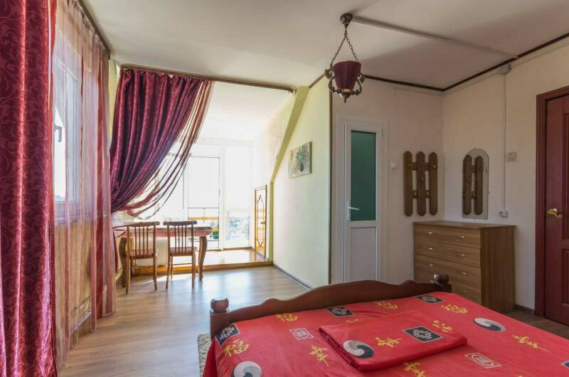 2-х местный полу люкс на 3 этаже (бордовая ком.)