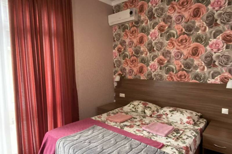 Большой корпус двухместный номер