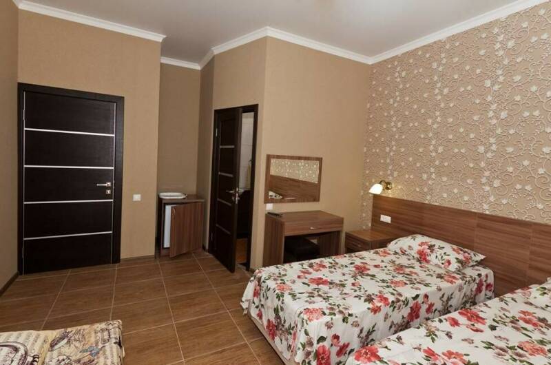 Большой корпус трёхместный номер