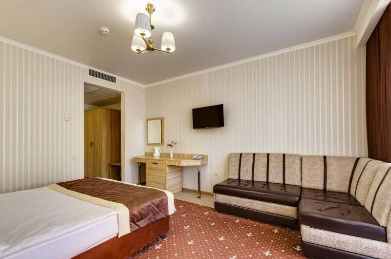 2-х местный номер «Комфорт» с балконом