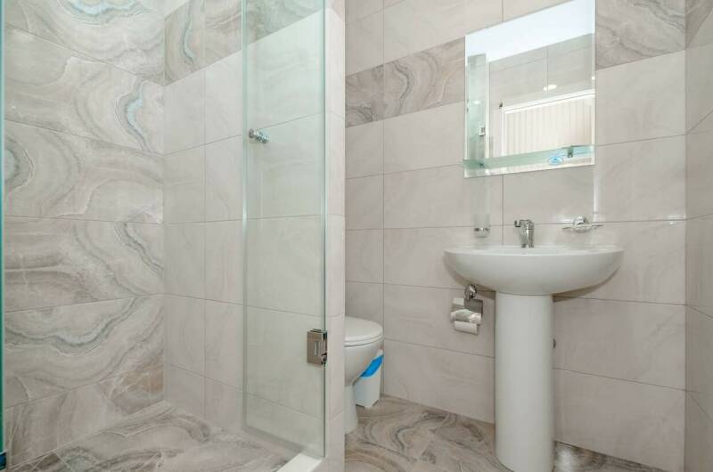 Двухместный номер с балконом (4-й этаж этаж)