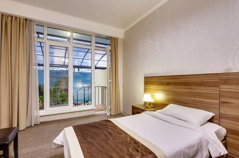 3-х местный номер «Комфорт» с собственным двориком