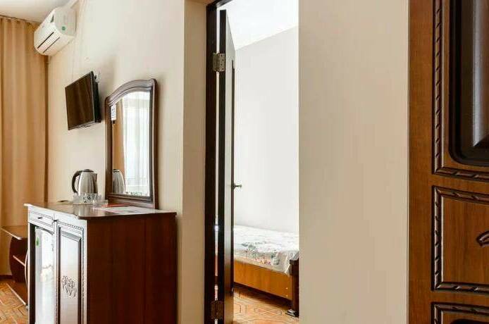 Двухкомнатный номер пятиместный