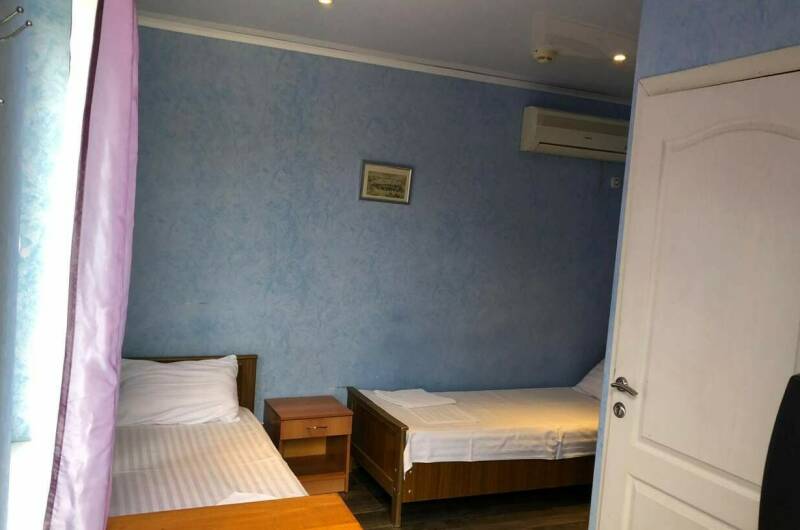 Номер 2-х местный (1 категория, удобства в номере)