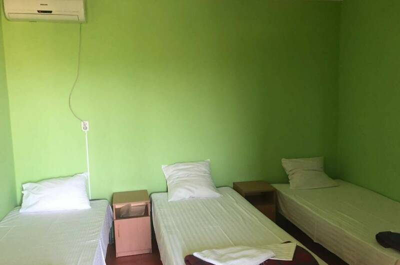 Номер 4-х местный (1 категория, удобства в номере)