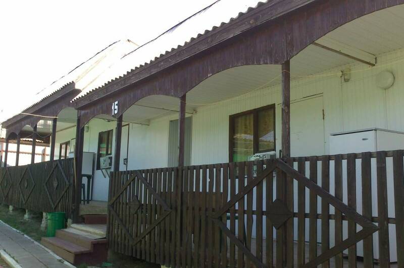 Номер 2−х местный (2 категория, удобства на блок)