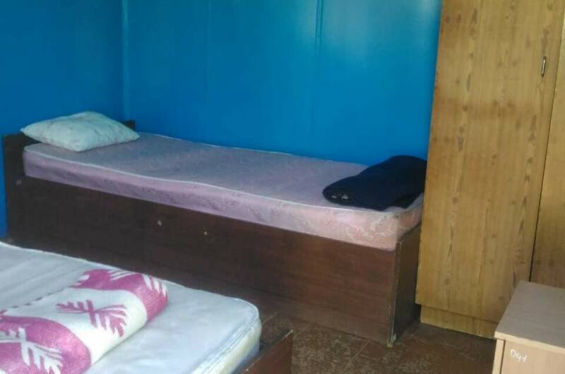 Номер 4-х местный (3 кат., удобства на территории)