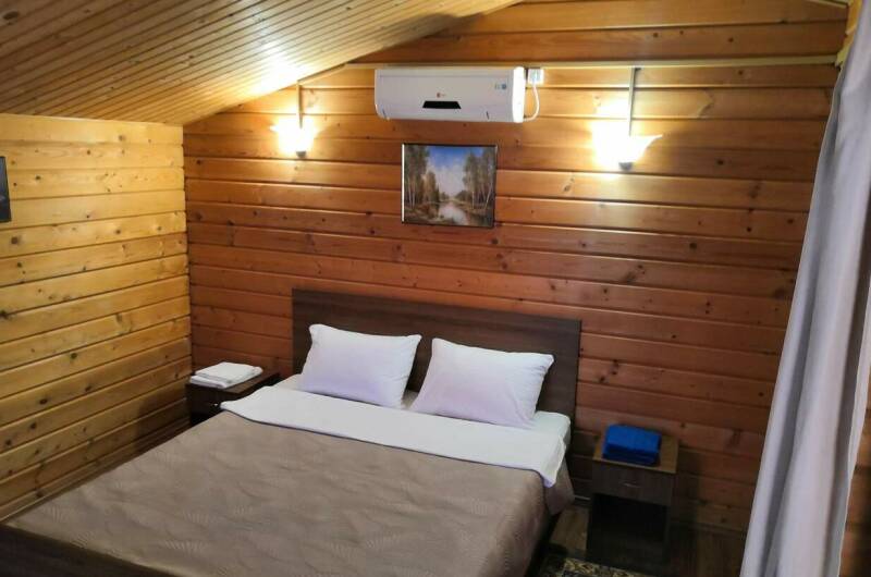 Номер Комфорт 2х местный (деревянный домик)