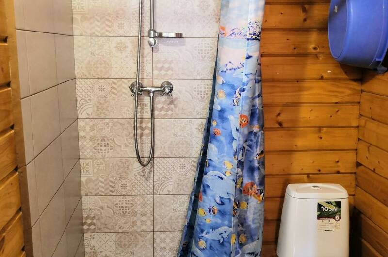 Номер Комфорт 2х местный (деревянный домик)