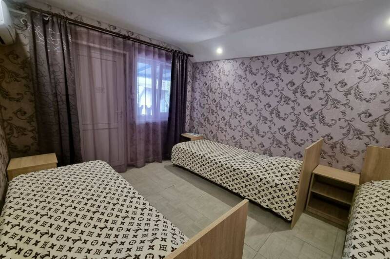 Трехместная комната с кондиционером