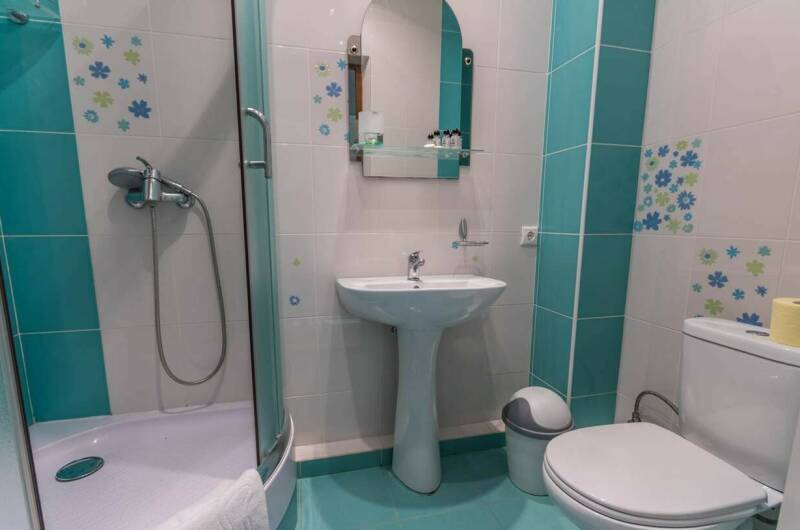 Комфорт, трехэтажный корпус