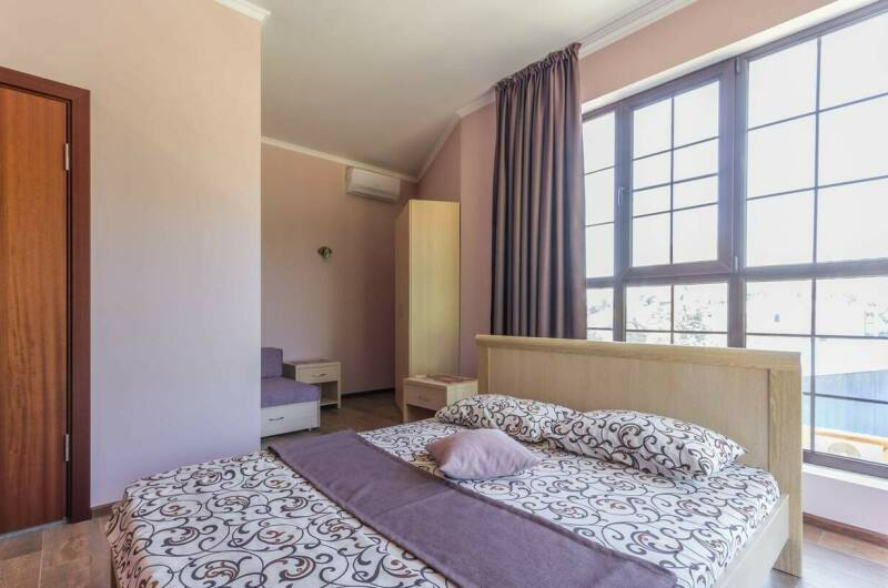 Комната для 3х человек без балкона