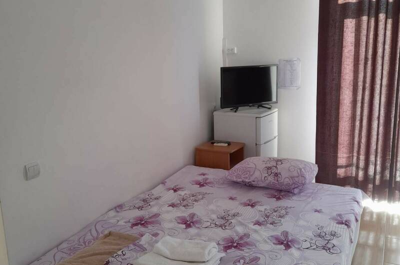 3-х местная комната с балконом