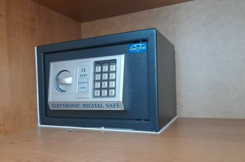 4-х местная комната с балконом