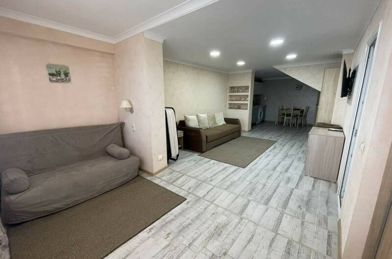 Апартаменты на 1 этаже с террасой