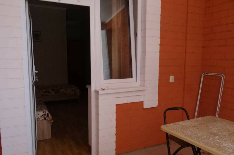 Комната с лоджией на 2 чел