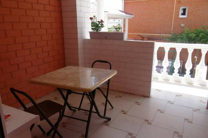 Комната с лоджией на 2 чел