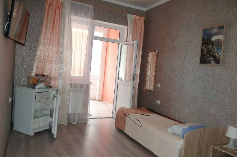 Комната с лоджией на 2 чел