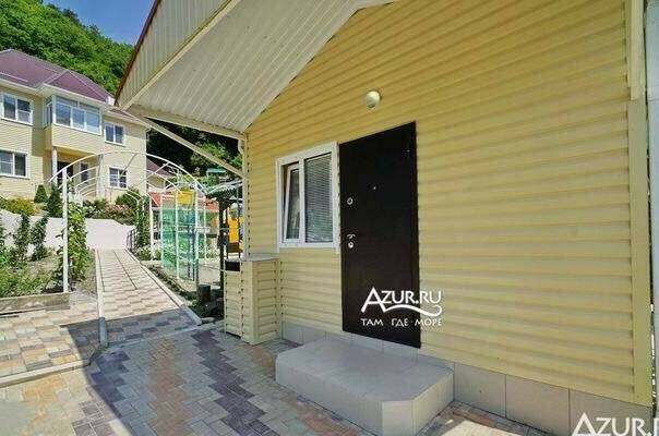 Изолированный трехместный номер с кухней