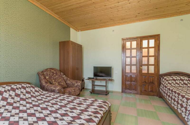 4-х местная комната с допместом и своей кухней