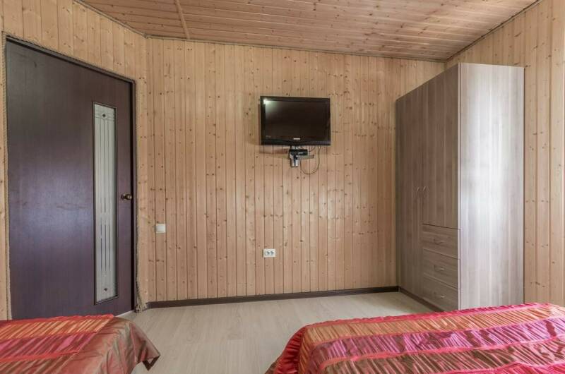 Пятиместный номер с панорамным видом (№ 3)