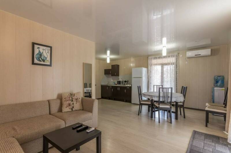 Пятиместный номер с панорамным видом (№ 3)