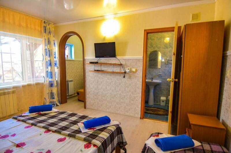 Номер с кухней