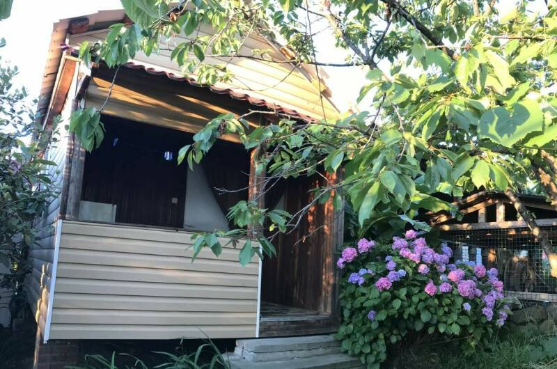 Коттедж с удобствами (балкон)