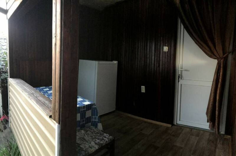 Коттедж с удобствами (балкон)