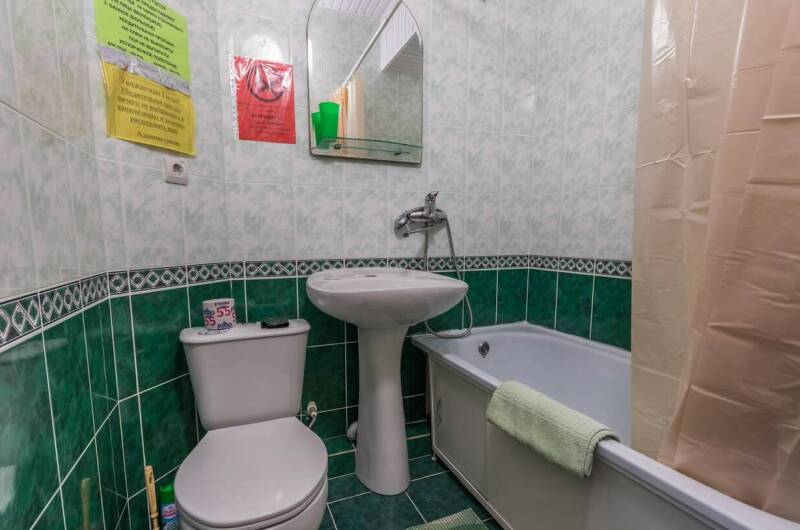 2-х мест. однокомн. помещ-е со всеми удоб. и балк