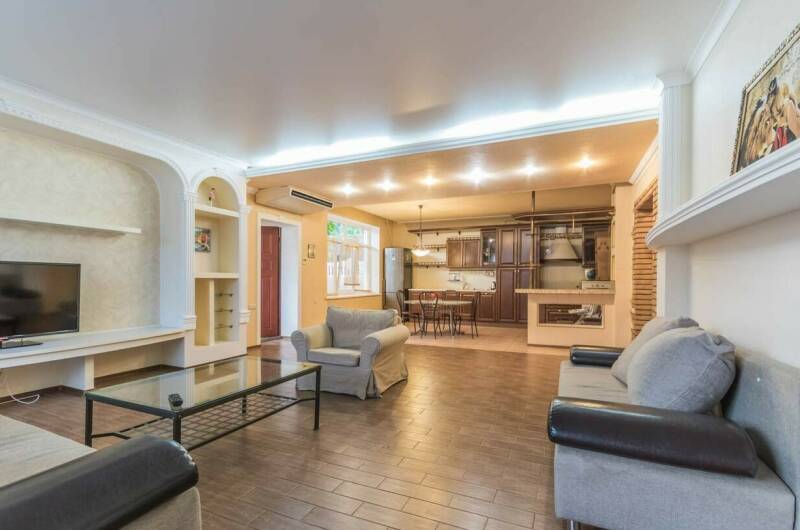 VIP-апартаменты (130 м²)