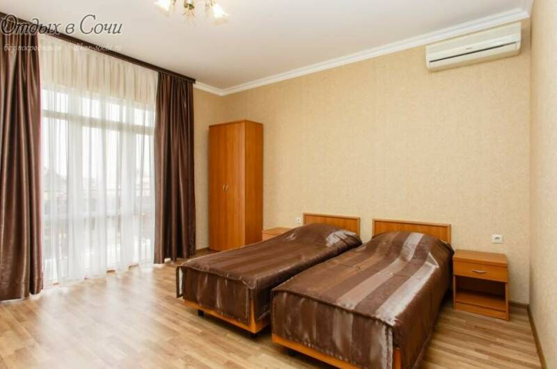 2−4-х местный Двухкомнатный Люкс (2 спальни)