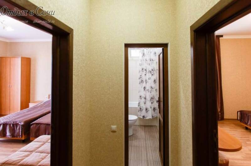 2−4-х местный Двухкомнатный Люкс (2 спальни)