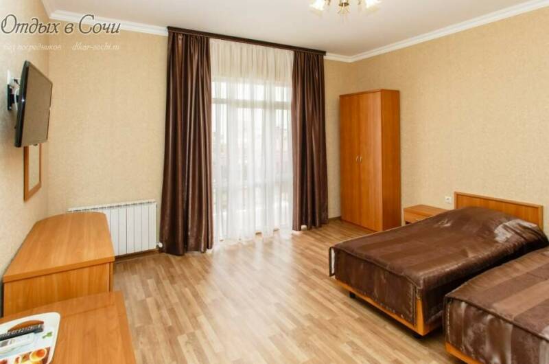 2−4-х местный Двухкомнатный Люкс (2 спальни)